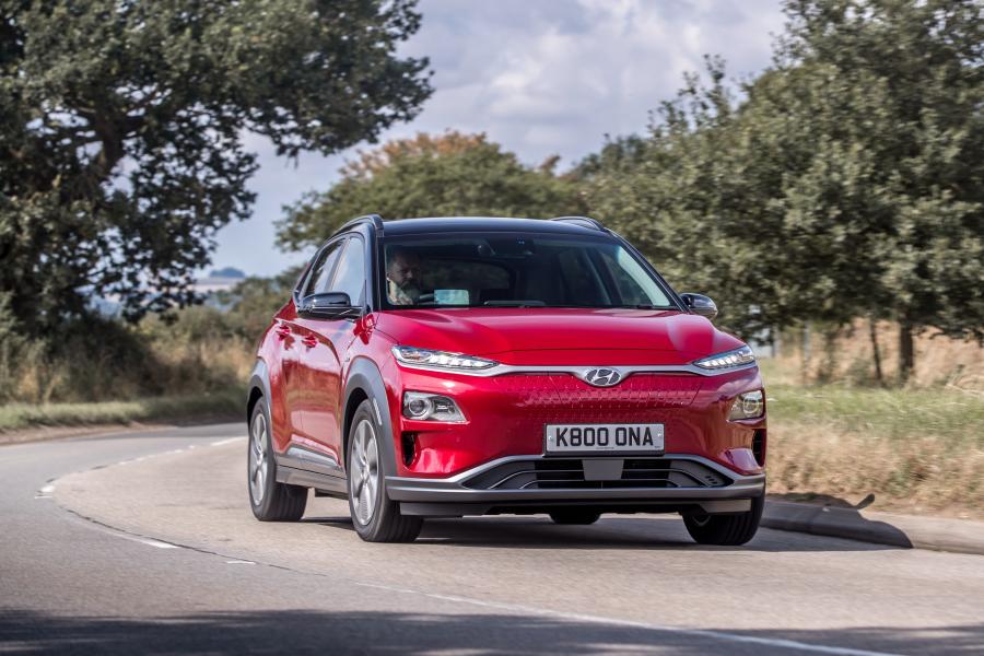 Hyundai Kona Electric (OS) 2018 года  (UK) (фото 29 из 40)